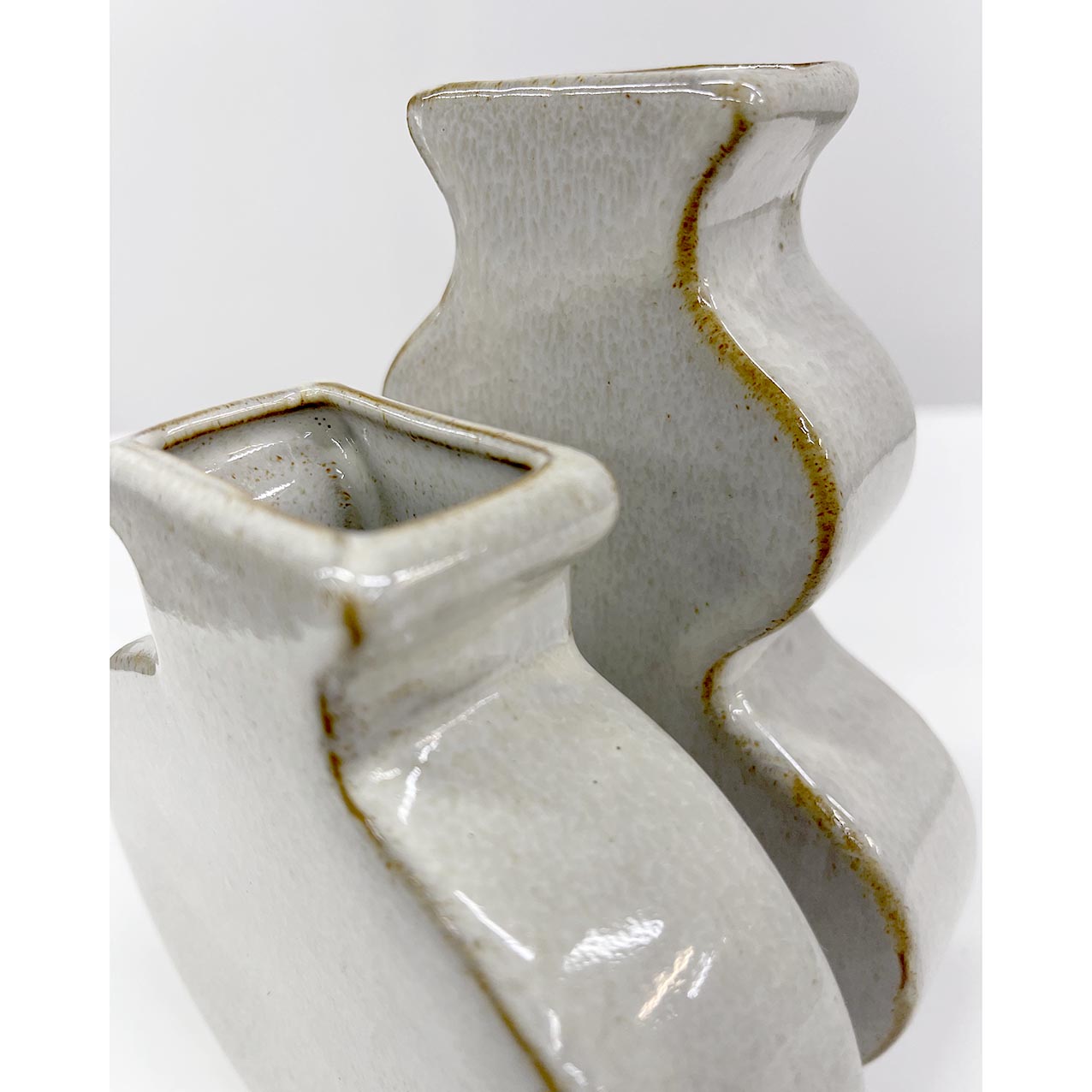 Cora Sculpt Vase Beige
