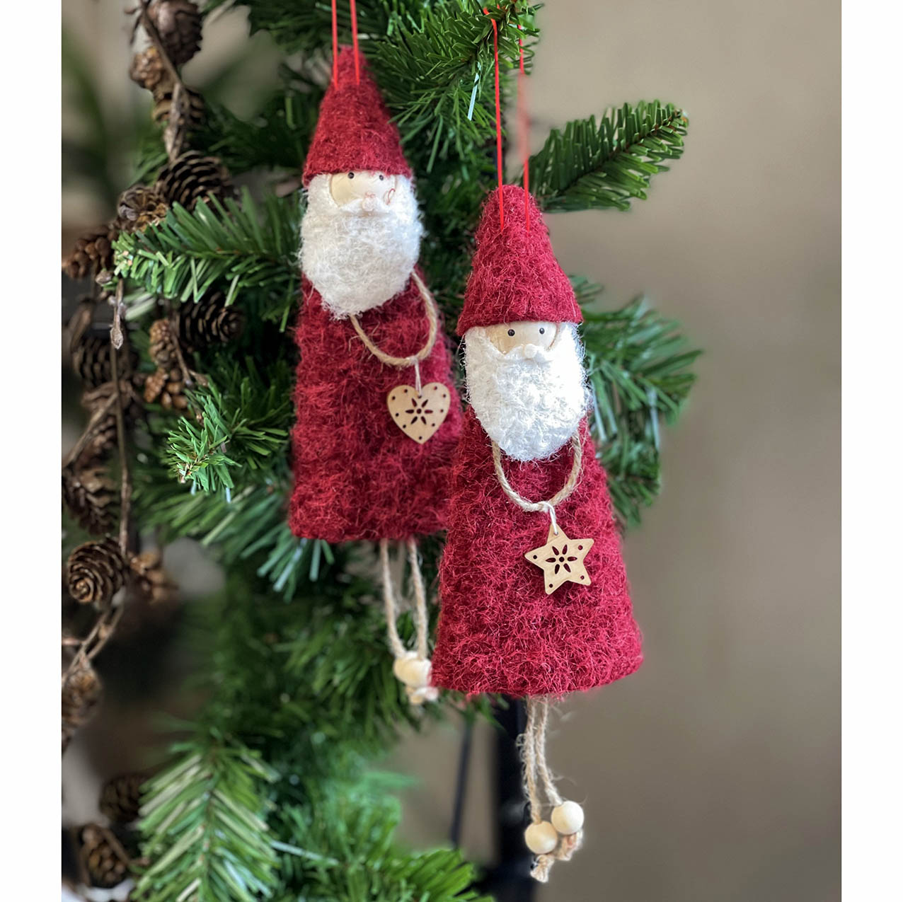 Moritz Hanging Santa Christmas Deco