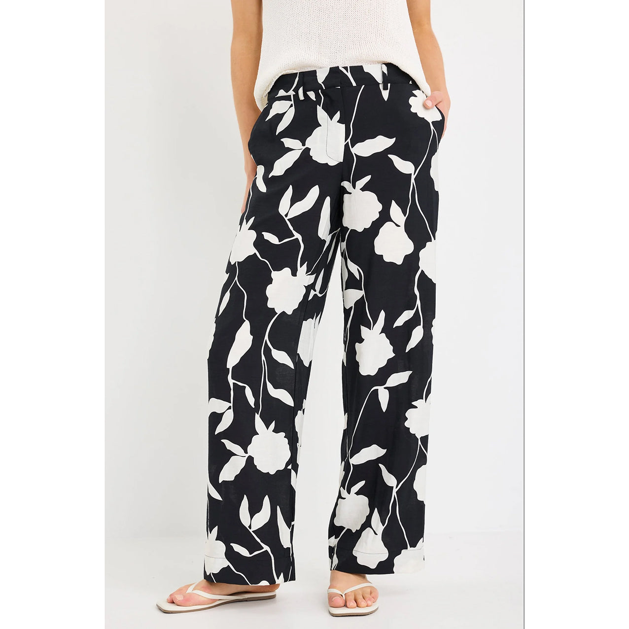 Beneficial B&W Floral Flat Front Elastic Back Pants