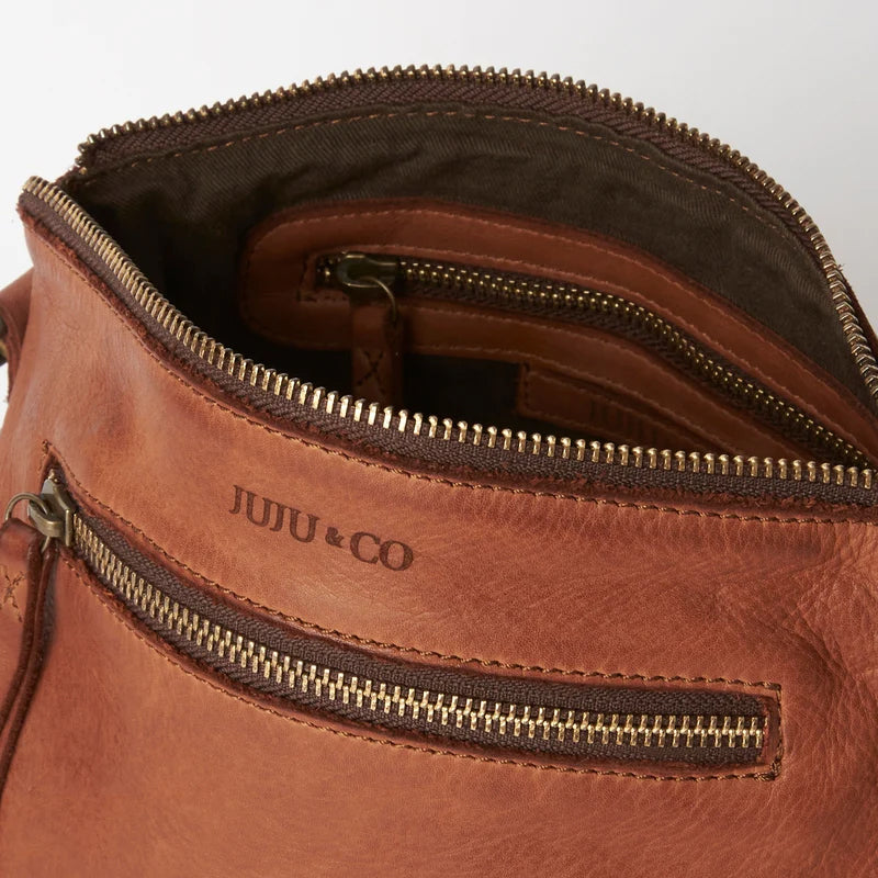Large Essential Pouch Cognac