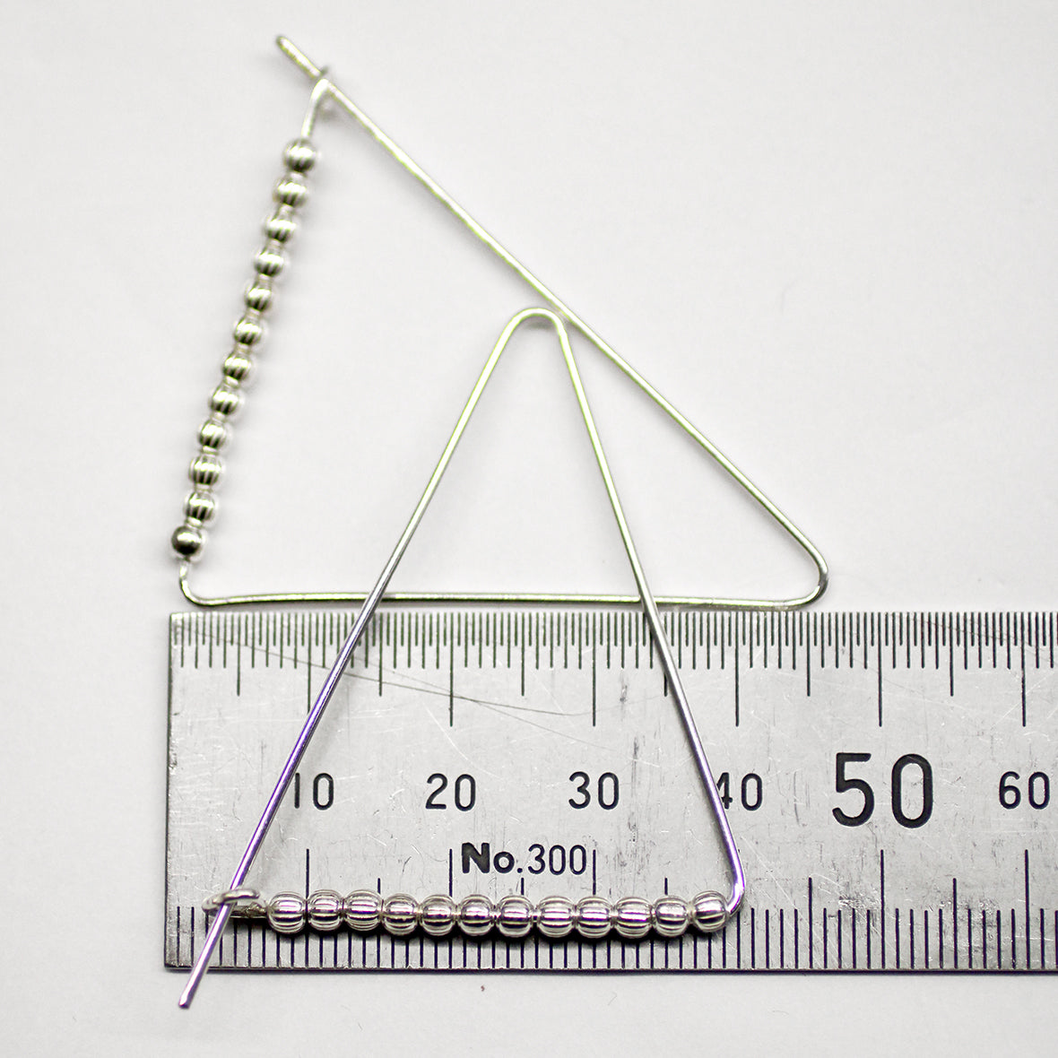 S/Silver Triangle Beaded Earrings