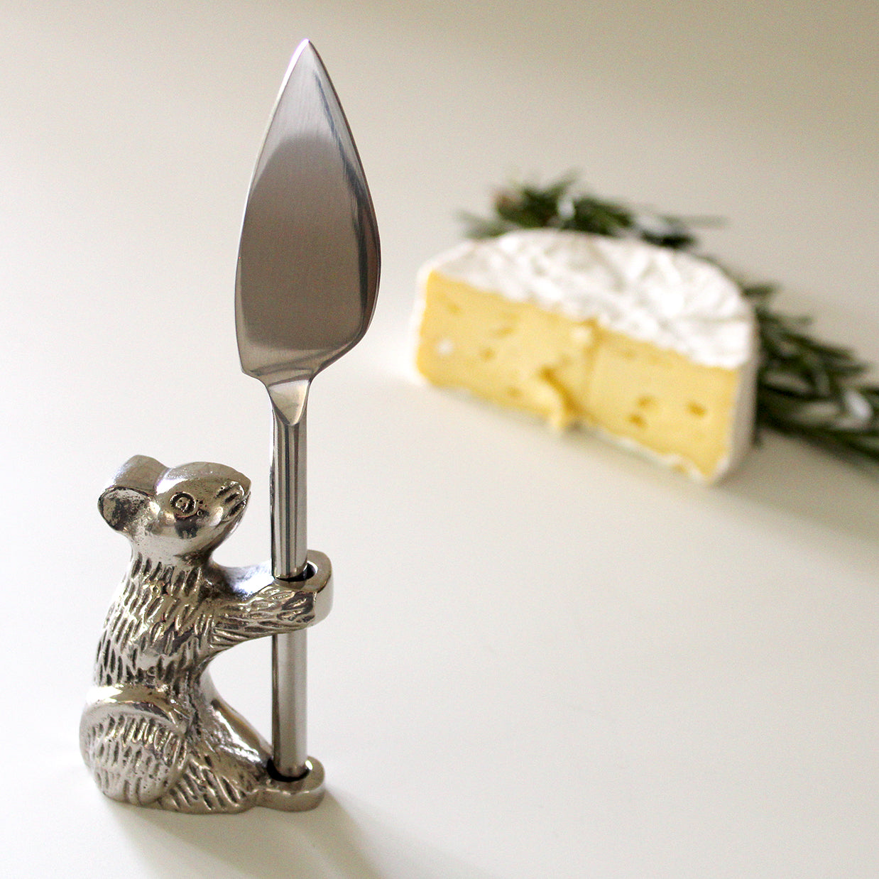 Standing Guard Mouse Cheese Knife