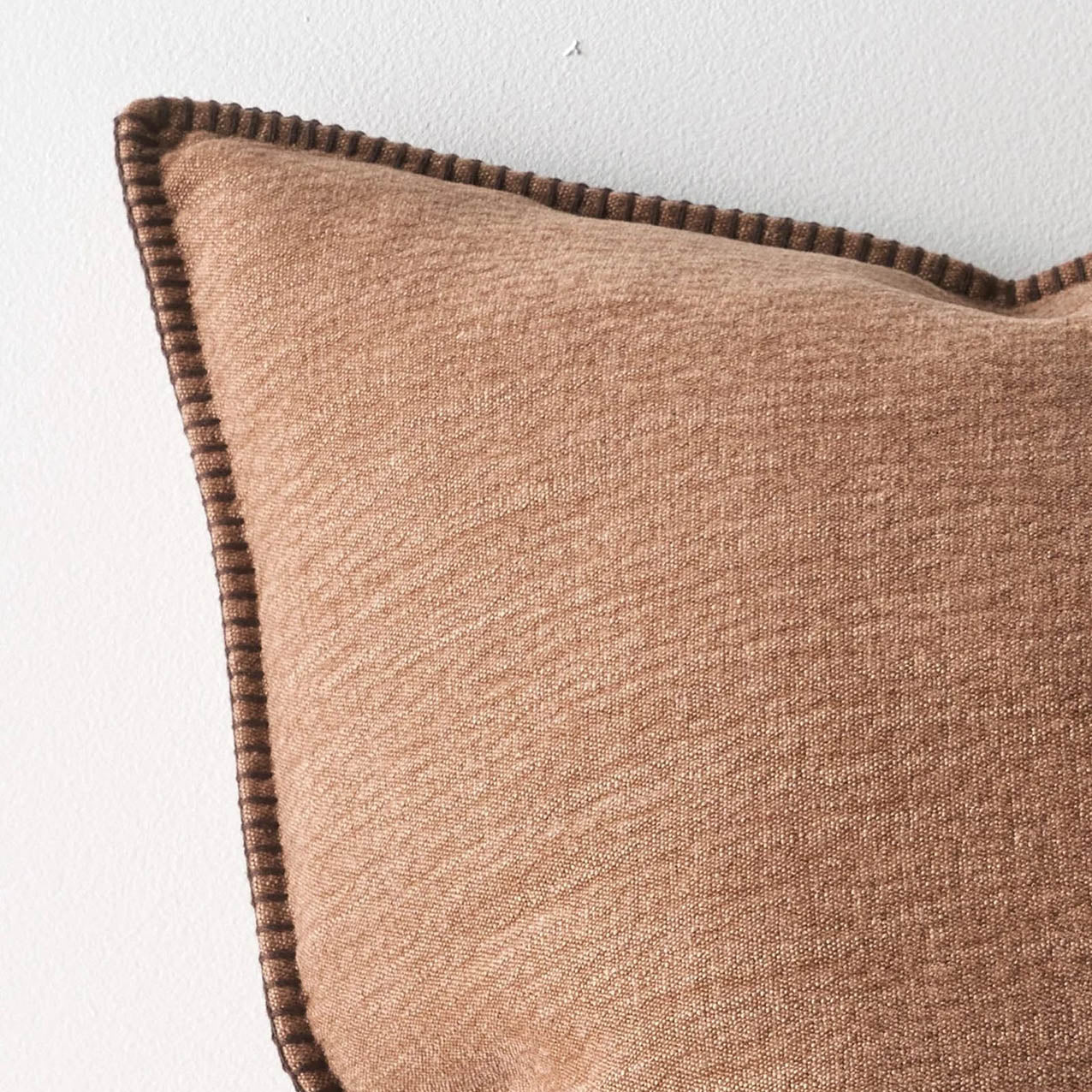Alba Cushion Rust