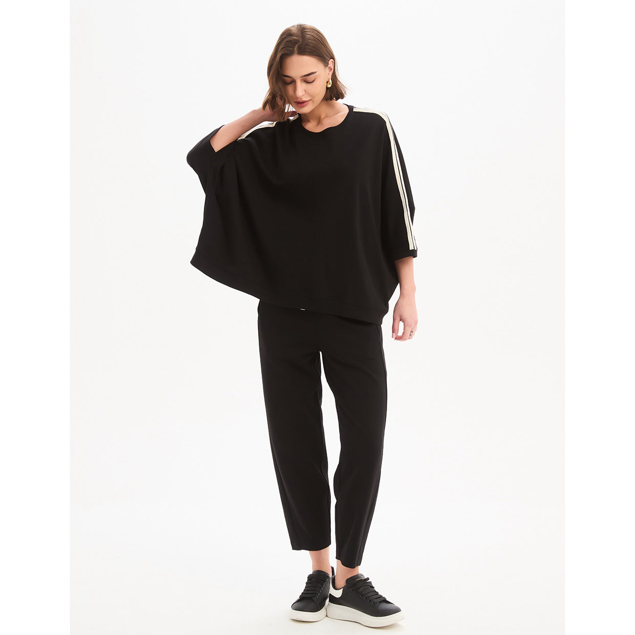 Oversized 3/4 Stripe Sleeve Tee Black