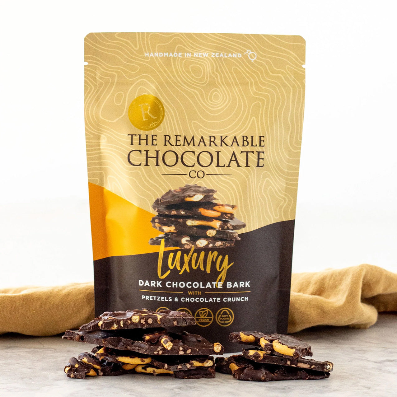 Remarkable Chocolate Bark Pretzel & Choc Crunch 125g