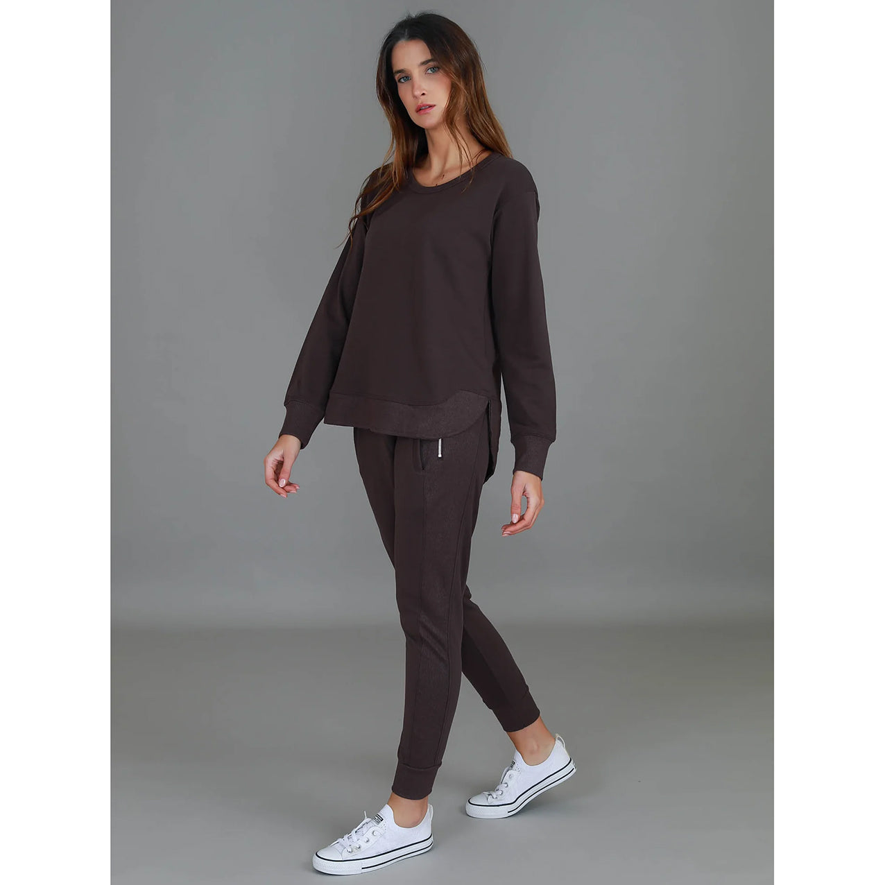 Charlette Curve Hem Sweater Truffle
