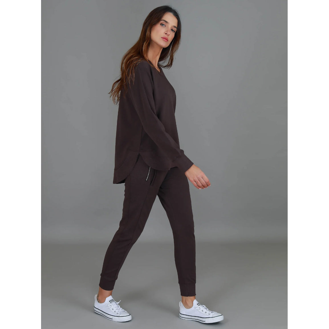 Charlette Curve Hem Sweater Truffle
