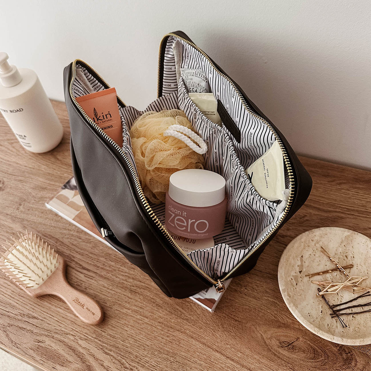 Vanessa Cosmetic Bag Chocolate