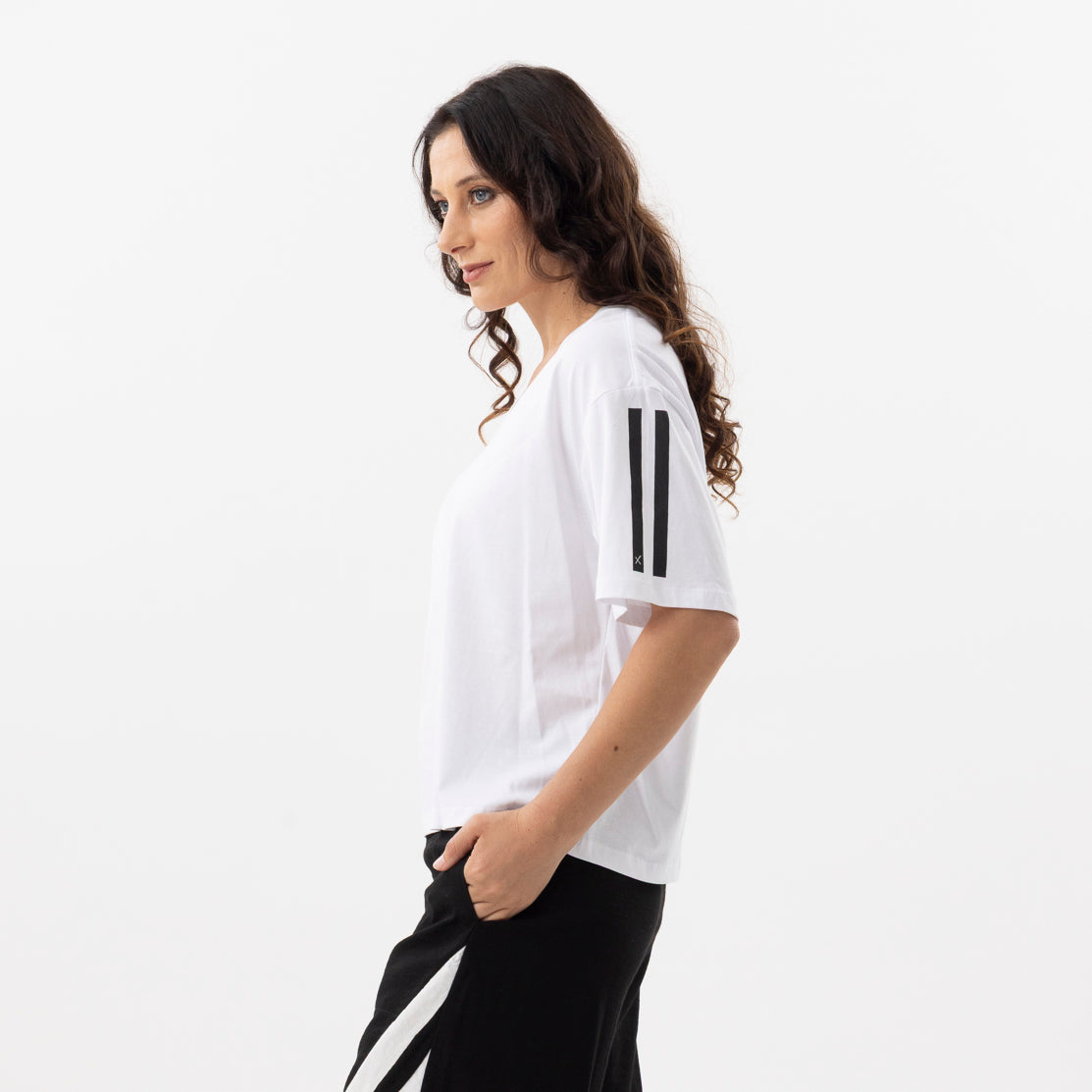 Motion Moods V Tee / White