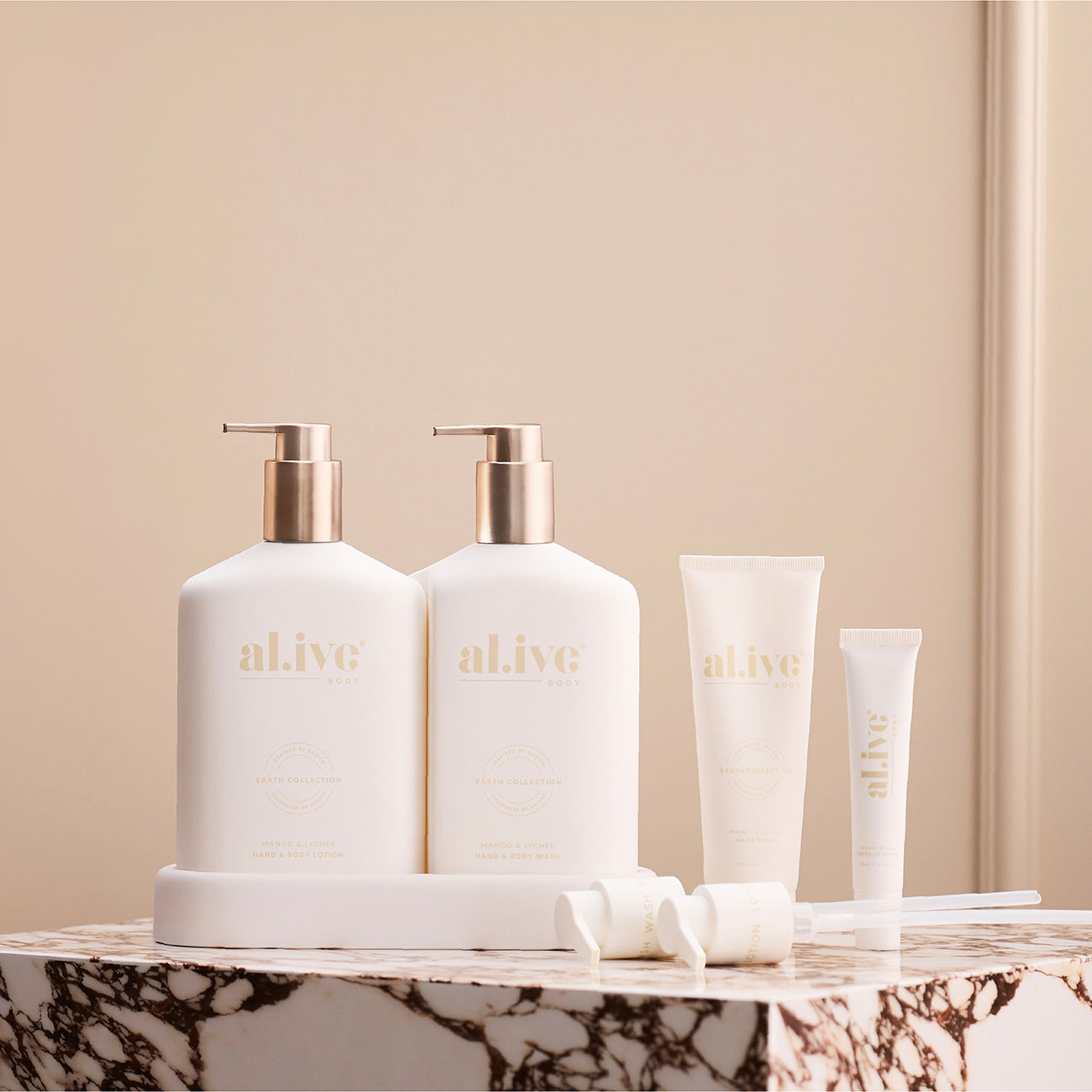 The Icon Set Mango & Lychee