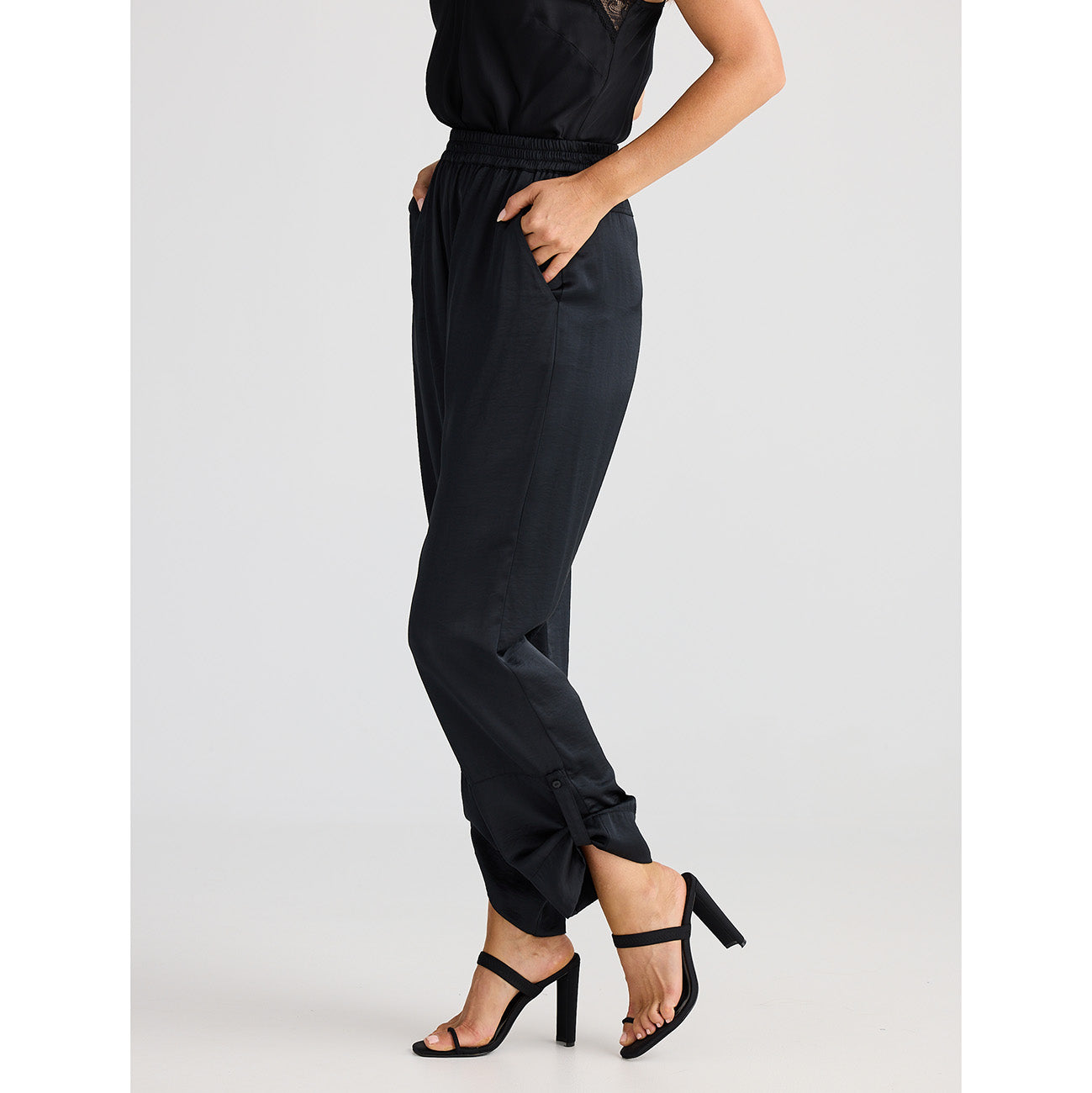 Wonderland Pant Black