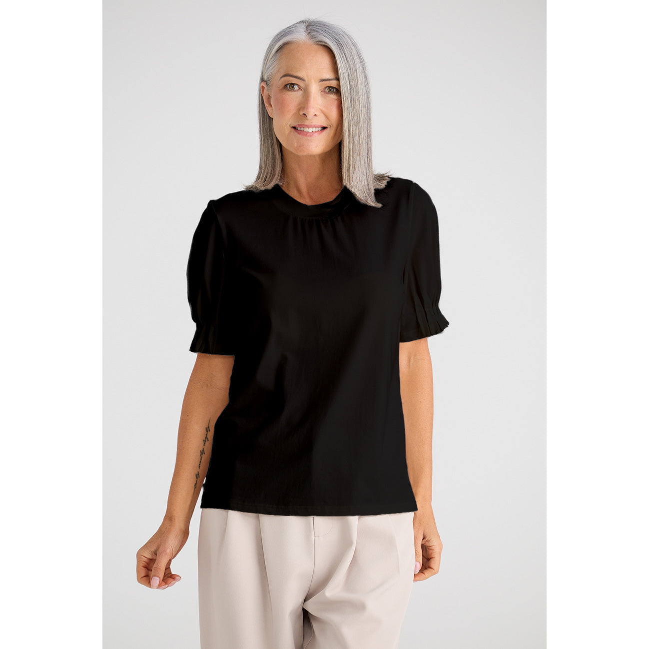 Betsy Tee Black