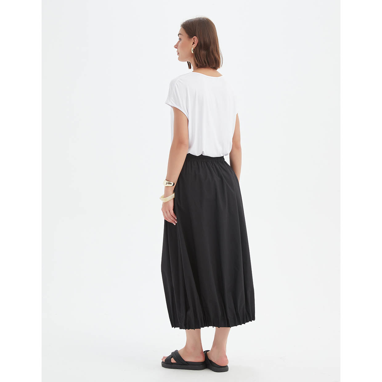 Pin Tuck Hem Skirt Black