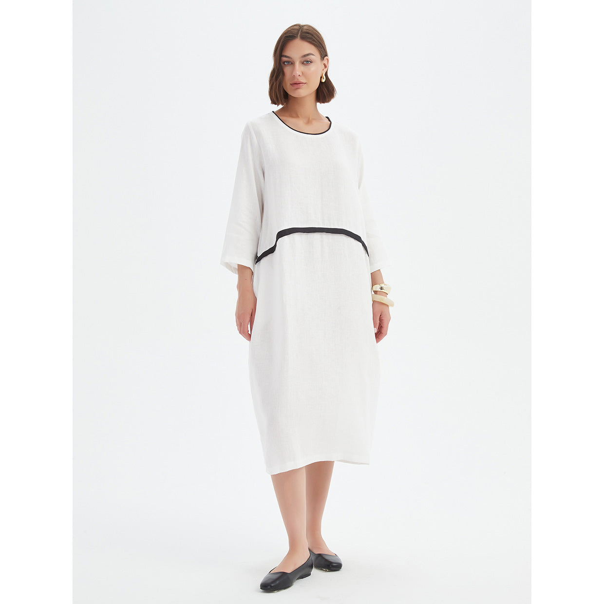 Contrast Trim Ovoid Dress Cream