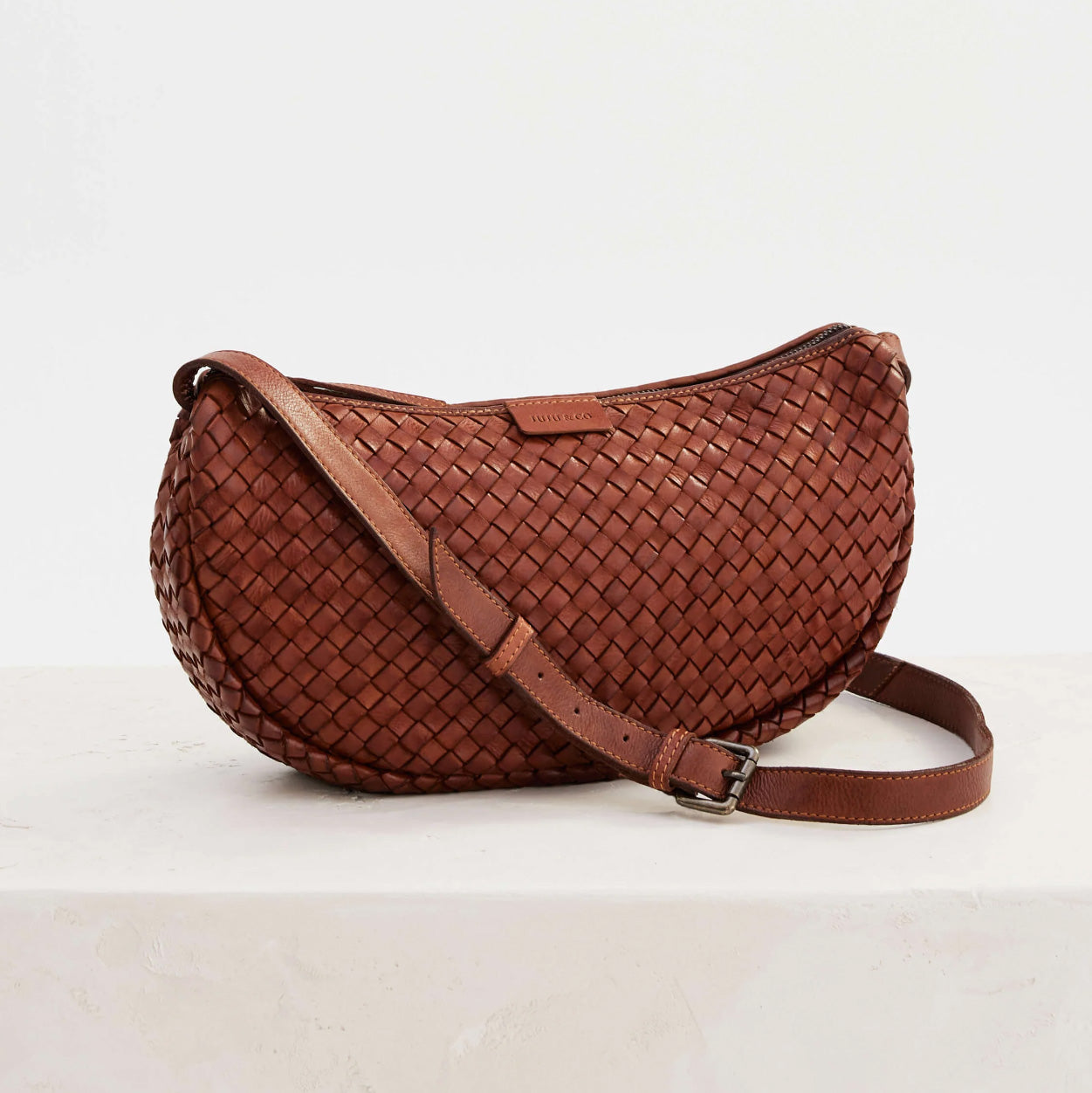 Juju Basque Sling Bag Amber