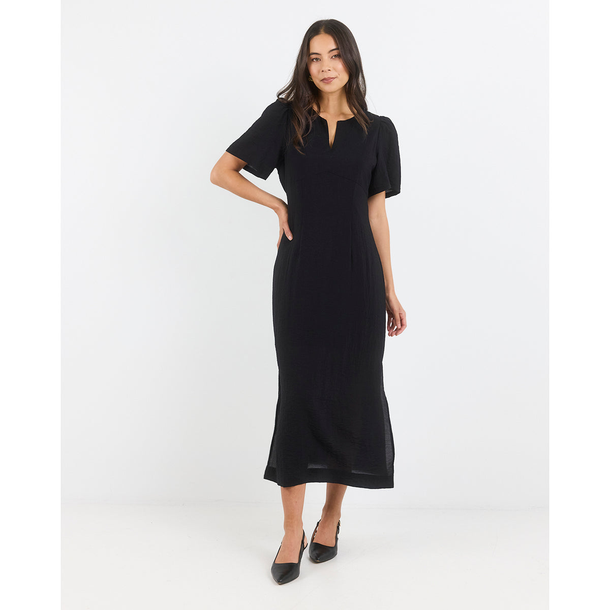 Commend Black Texture Maxi Dress