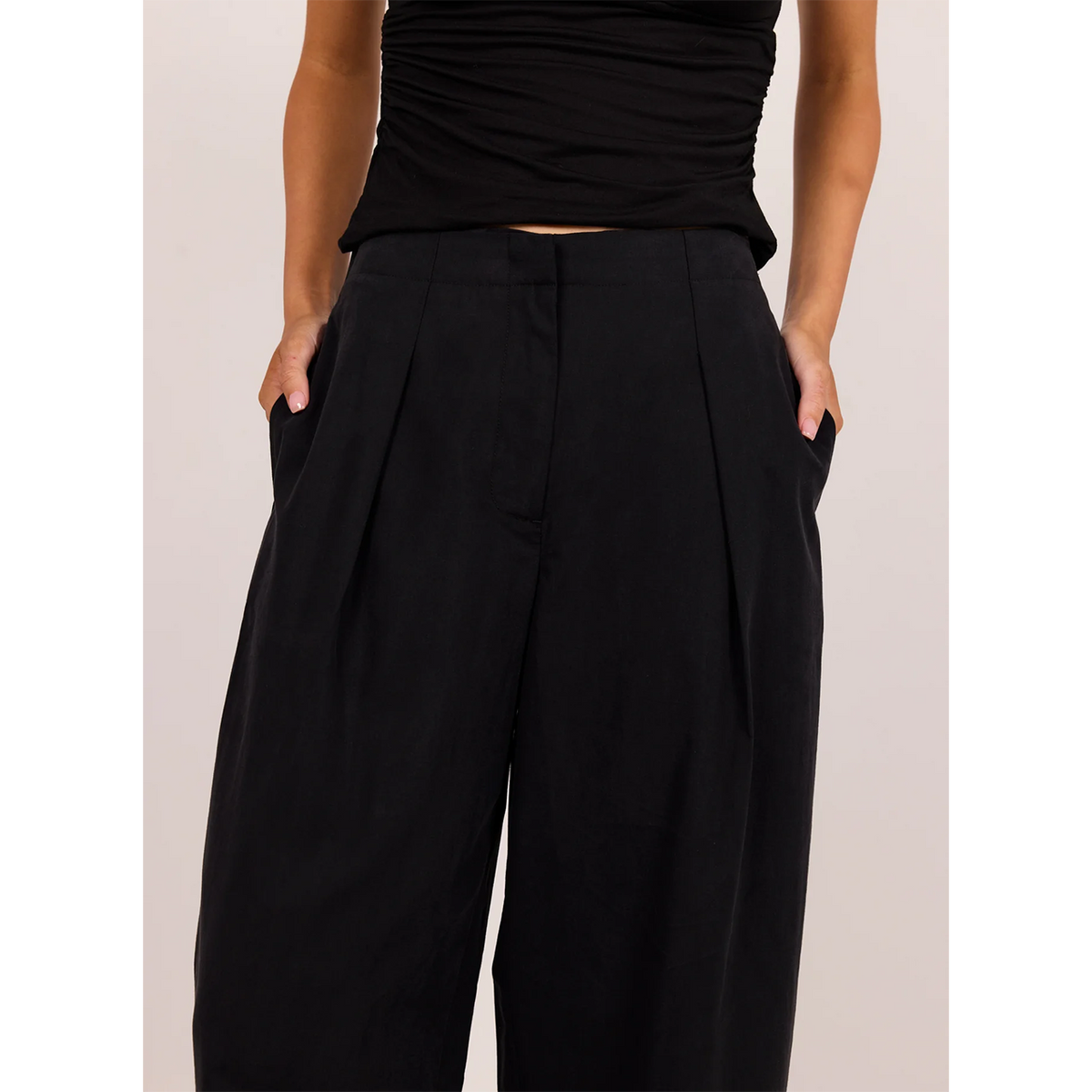 Manifesto Black Barrel Leg Pant