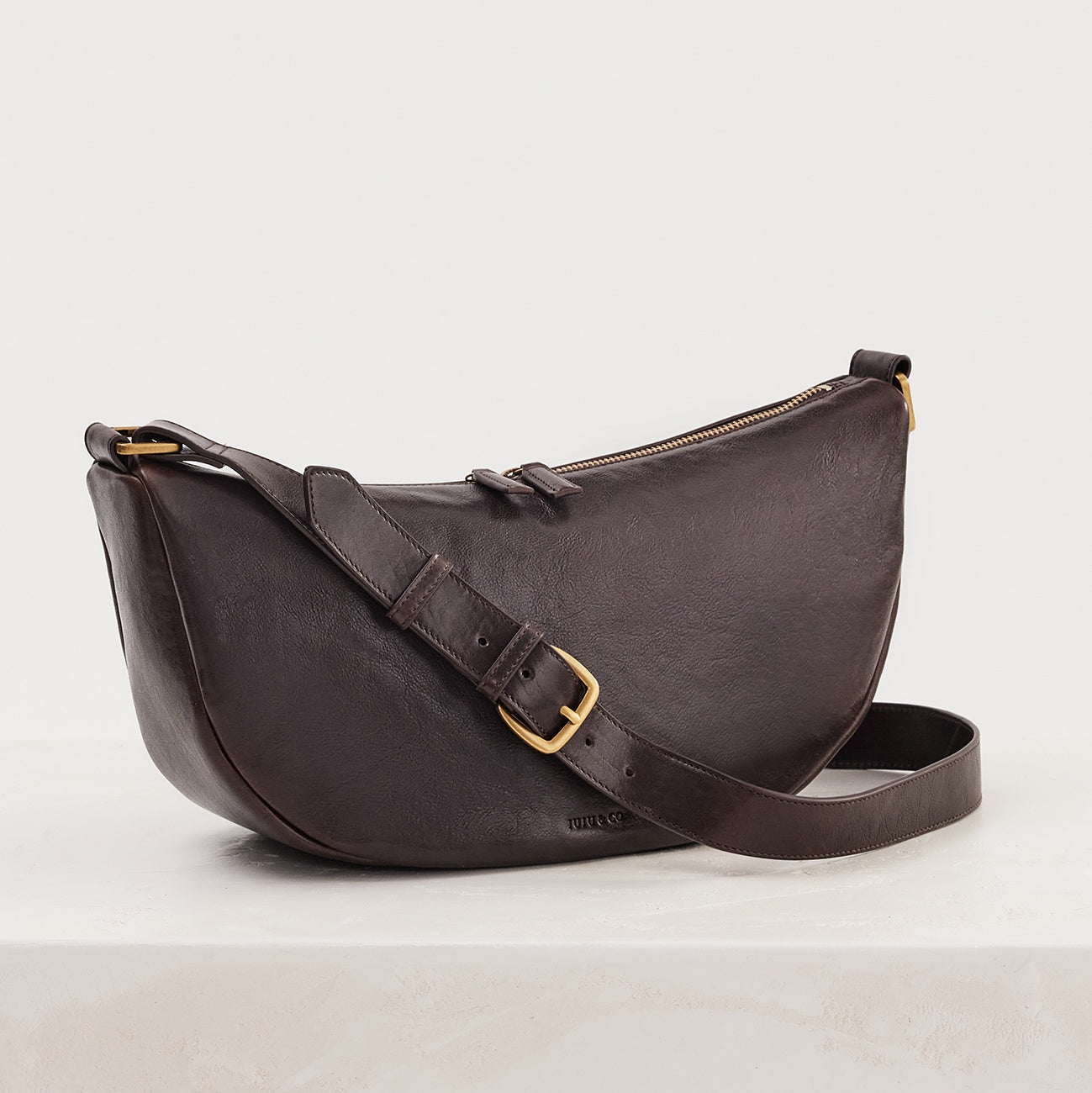 Crescent Sling Mahogany