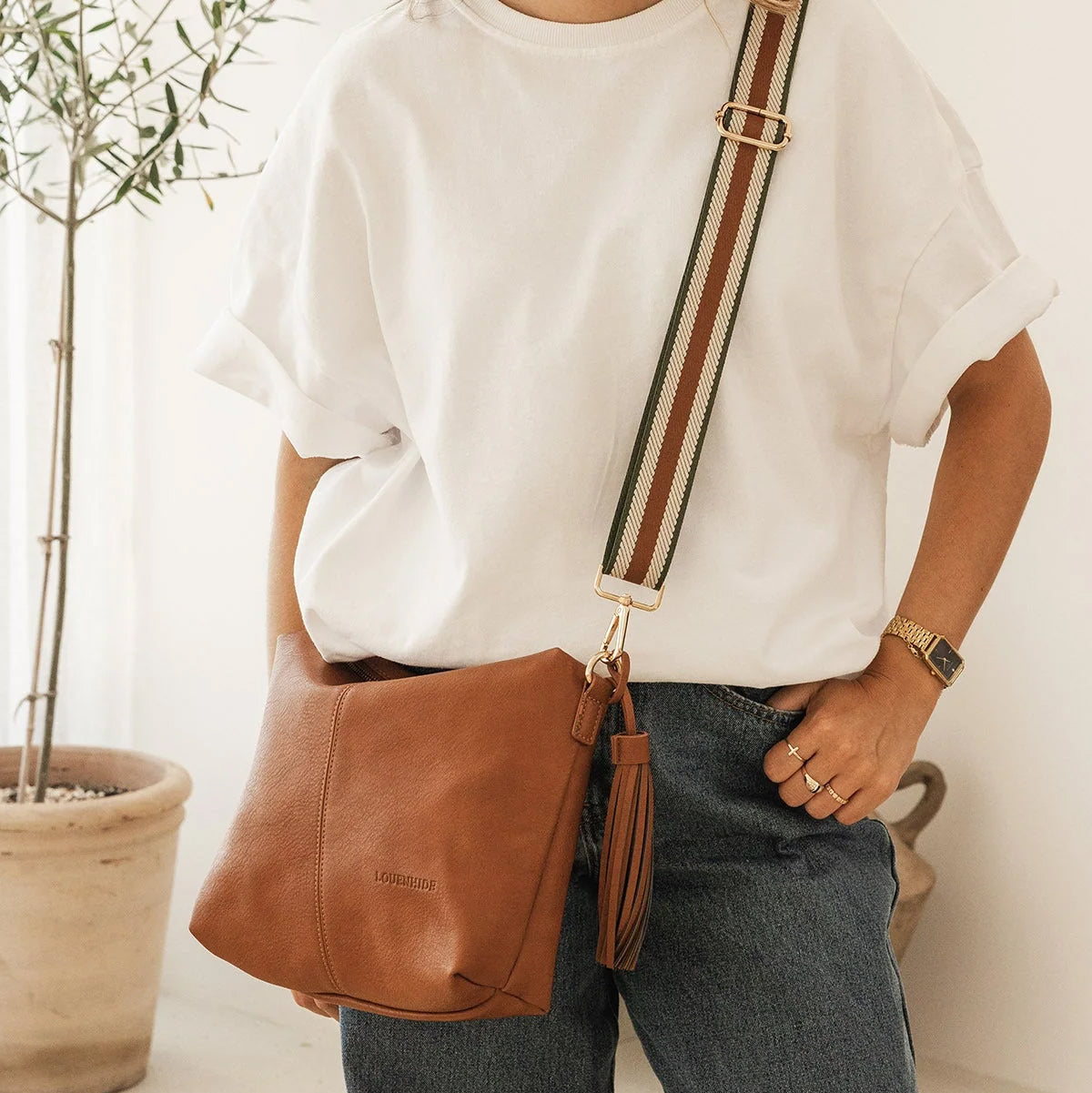 Daisy Stripe Crossbody Bag Tan