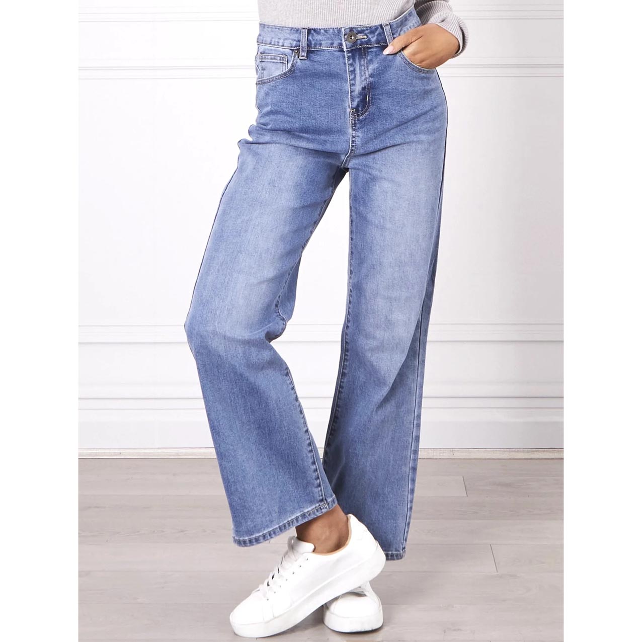 Demi Wide Leg Jean