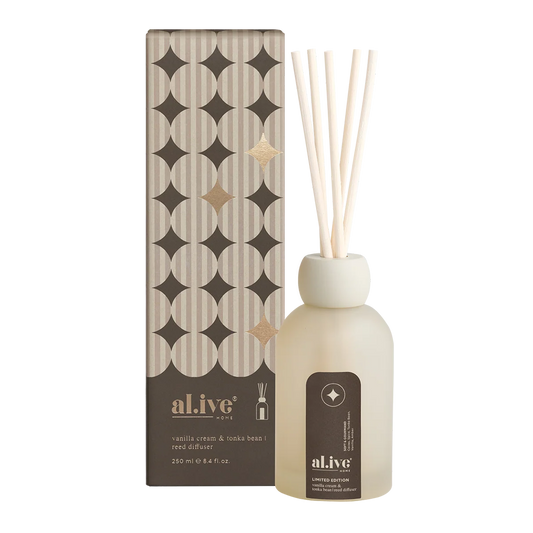Holiday Reed Diffuser Vanilla Cream & Tonka Bean