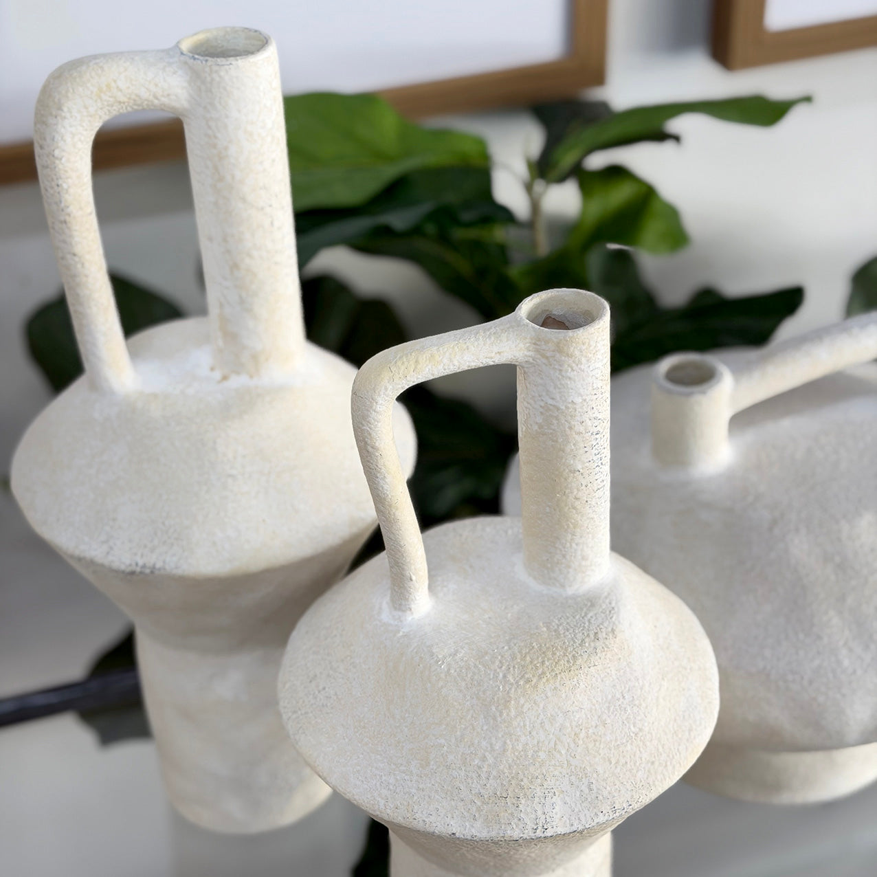 Stevie Resin Vase Textured White