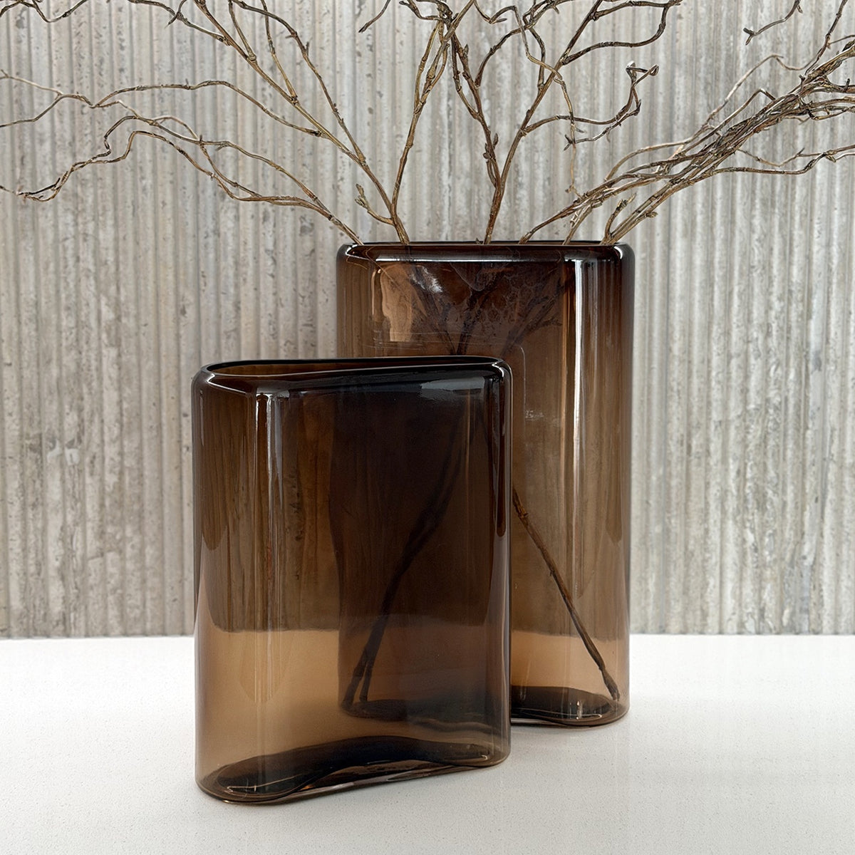 Wave Vase Tobacco
