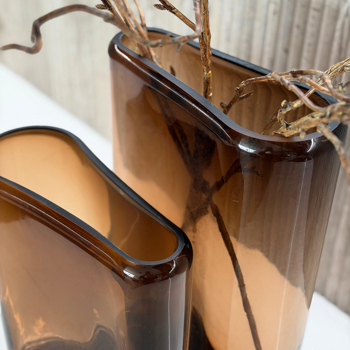Wave Vase Tobacco