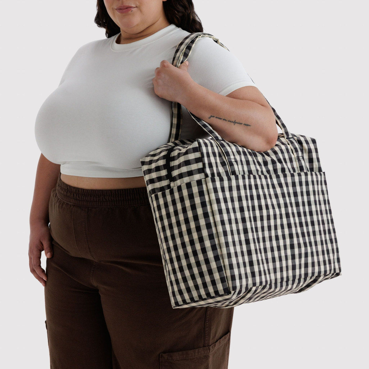 Baggu Small Cloud Carry-On Black/Cream Gingham