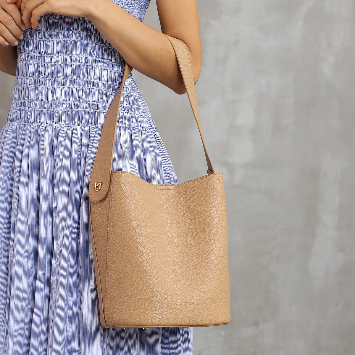 Miranda Bucket Bag Camel
