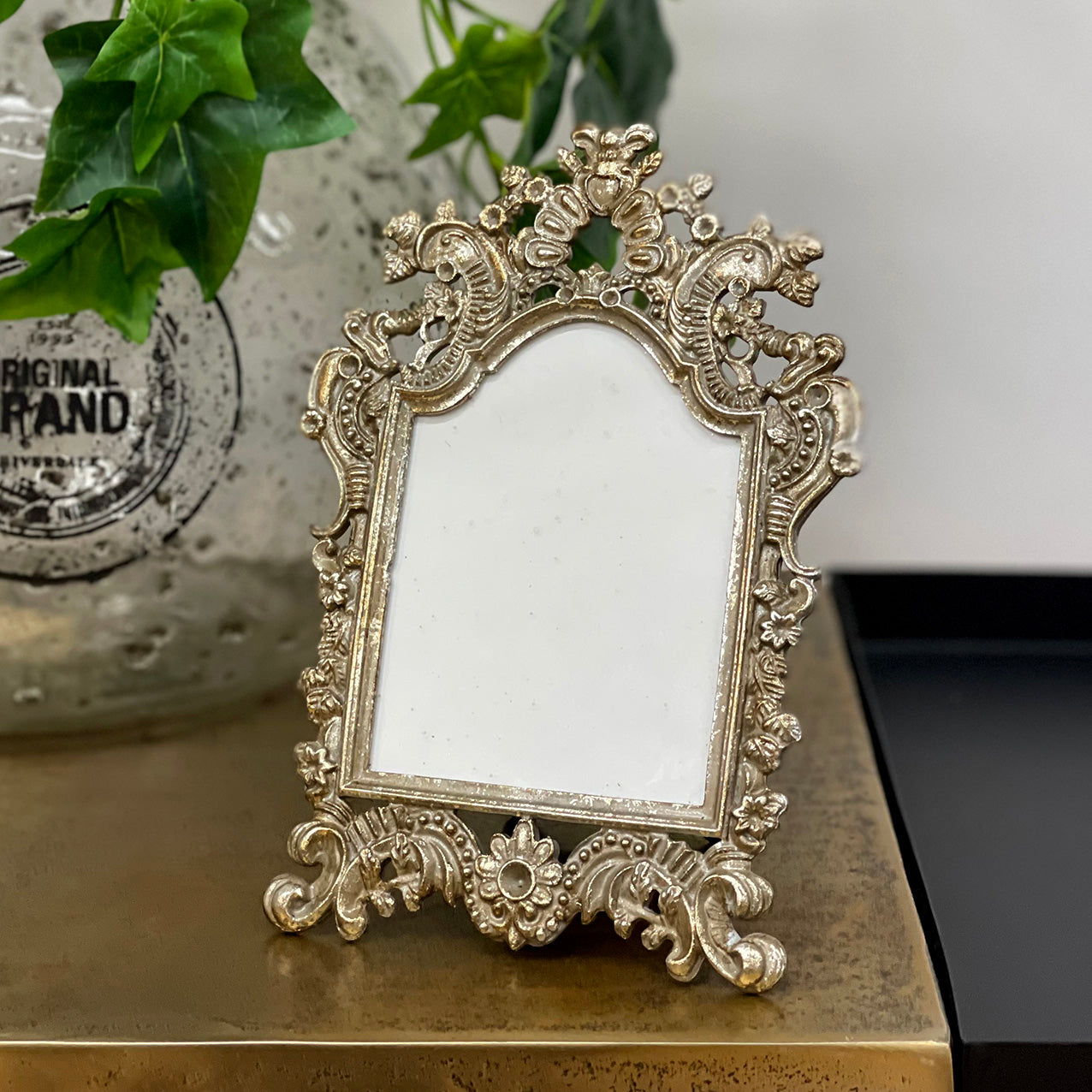 Ornate Photo Frame Arch