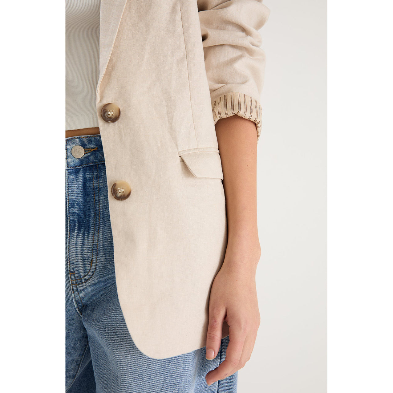 Pillar Cream Linen 2 Button Blazer