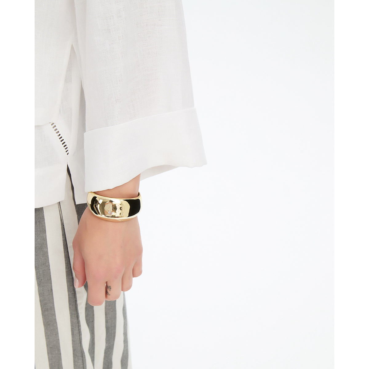 Relaxed Linen Cardi White