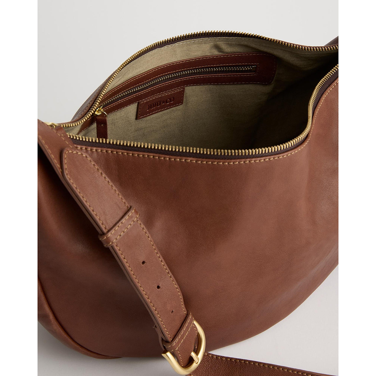 Stevie Sling Bag Cognac