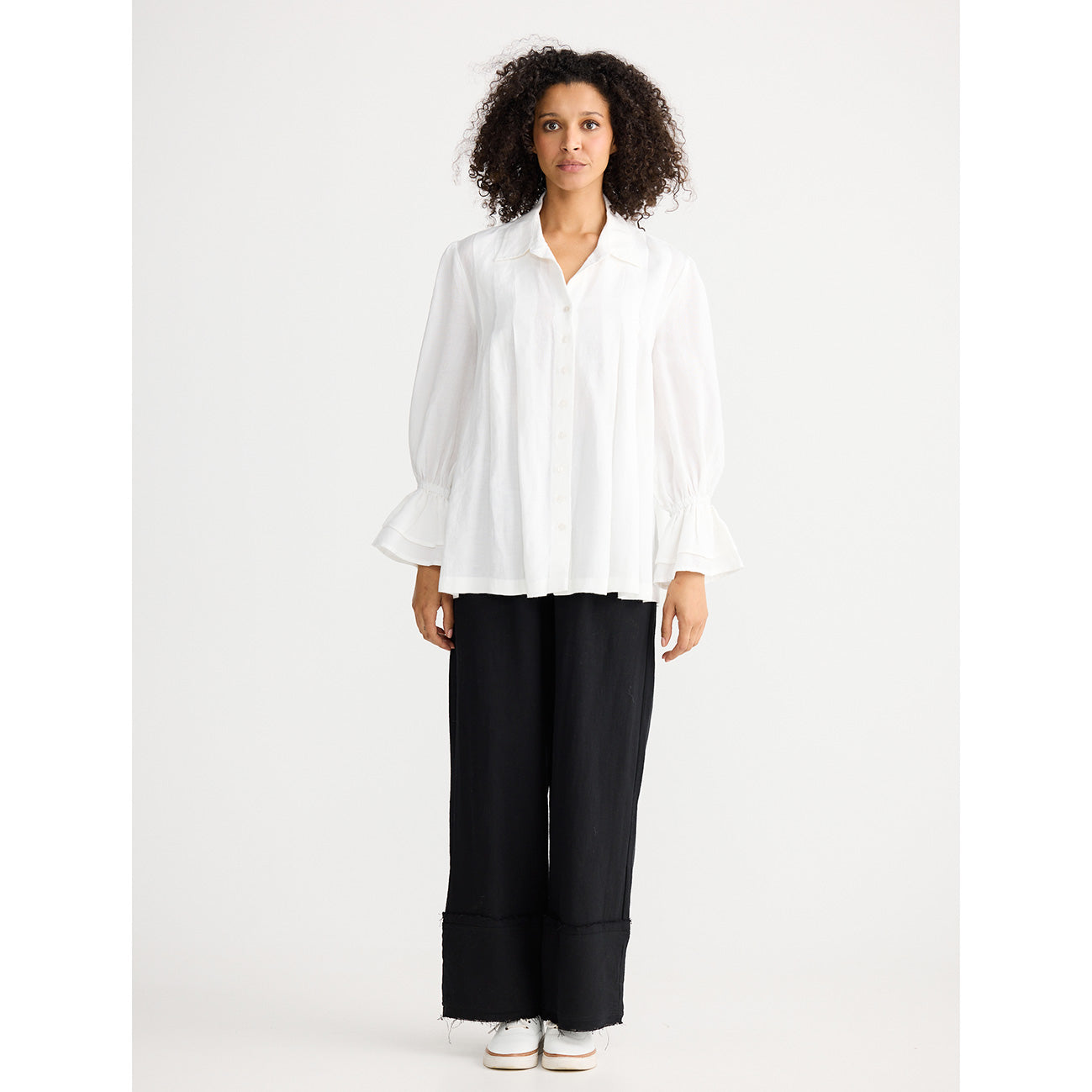 Aeris Shirt White