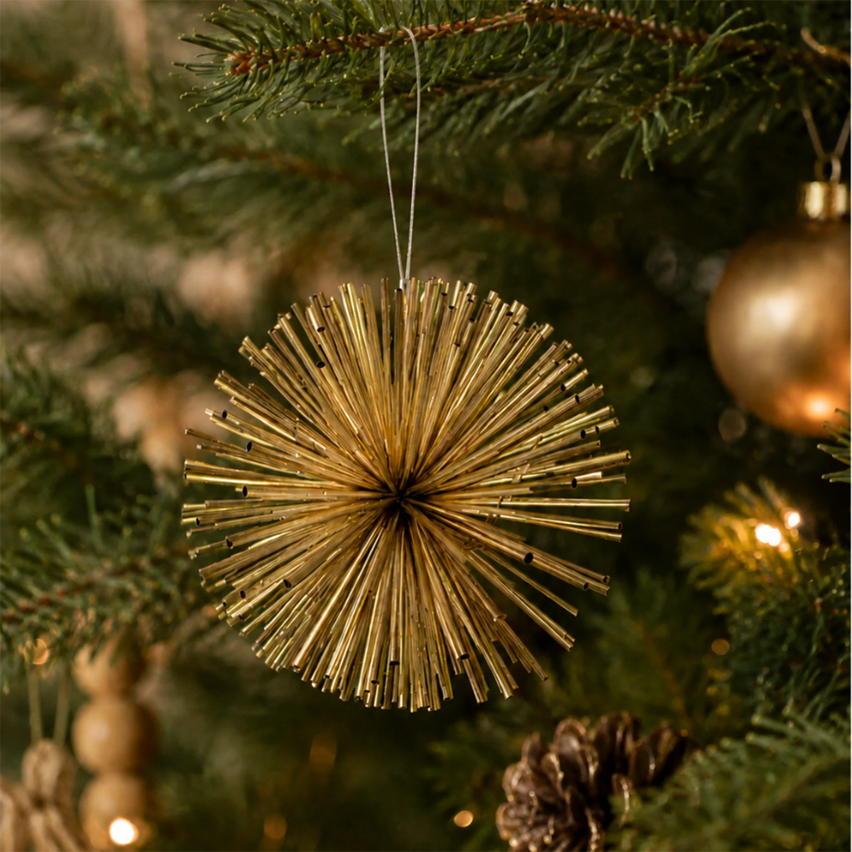 Gold Pom Pom Deco Pack 6