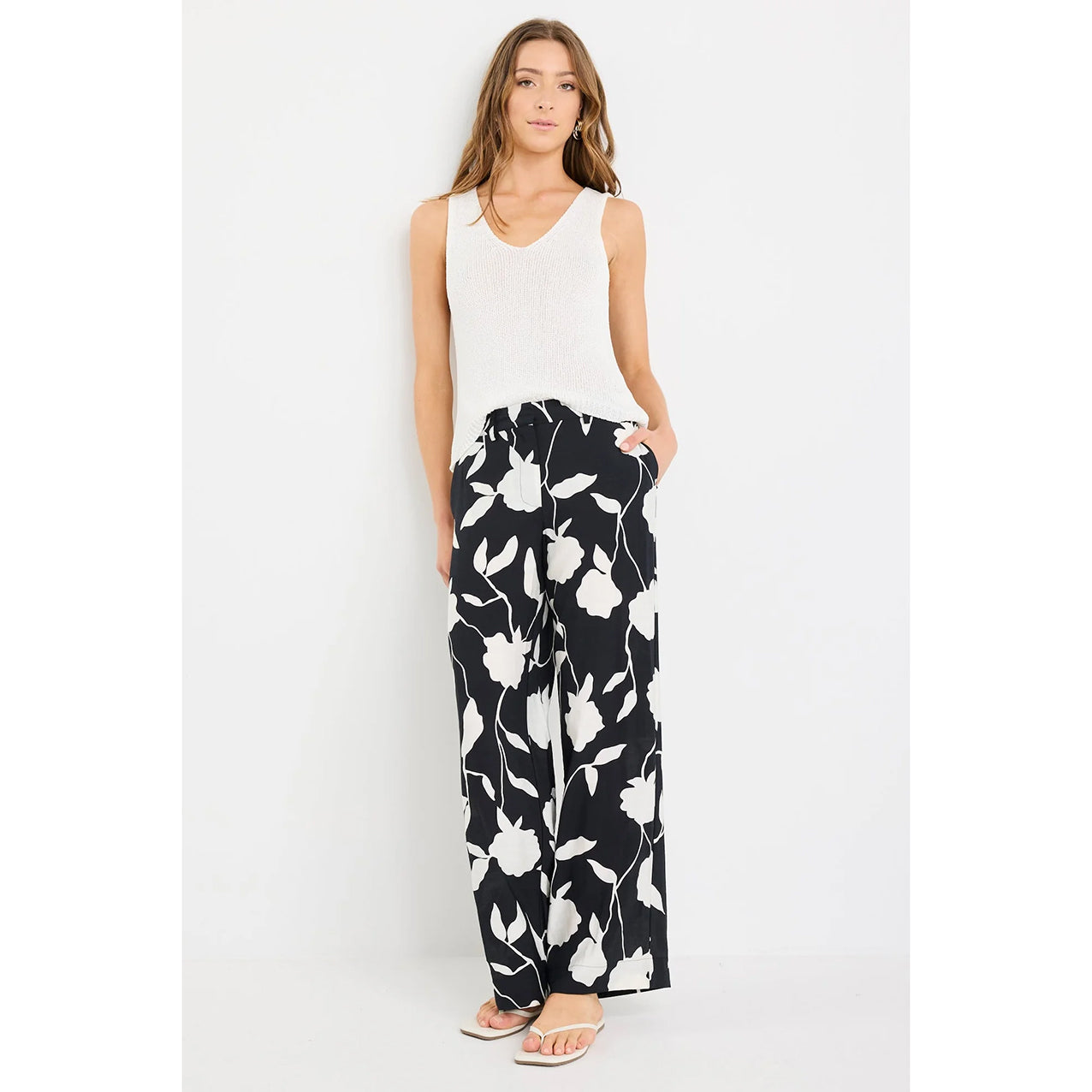 Beneficial B&W Floral Flat Front Elastic Back Pants