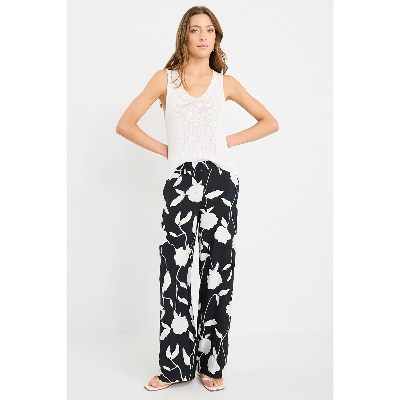 Beneficial B&W Floral Flat Front Elastic Back Pants