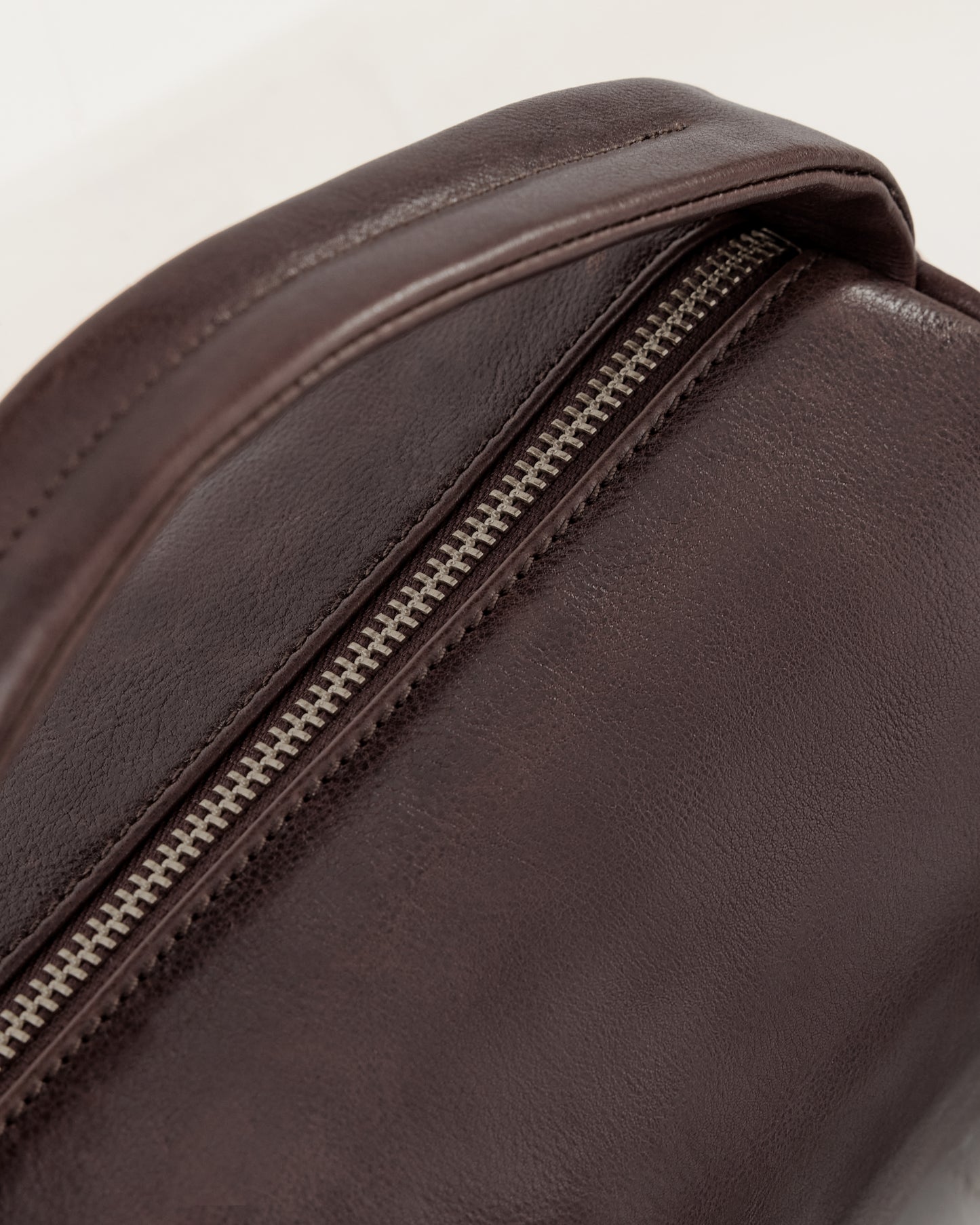 Small Bolster Bag Mahogany
