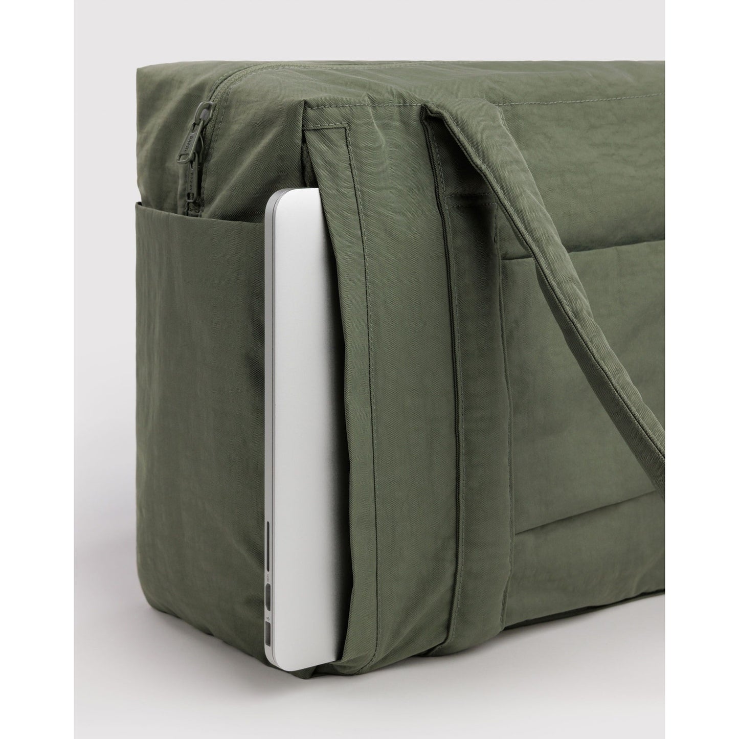 Baggu Small Cloud Carry-On Caper