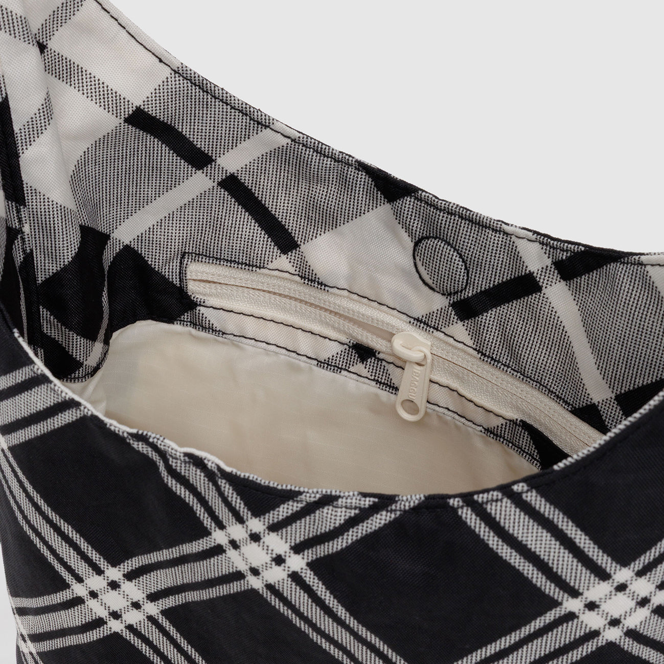 Baggu Small Nylon Sling Mixed Plaid