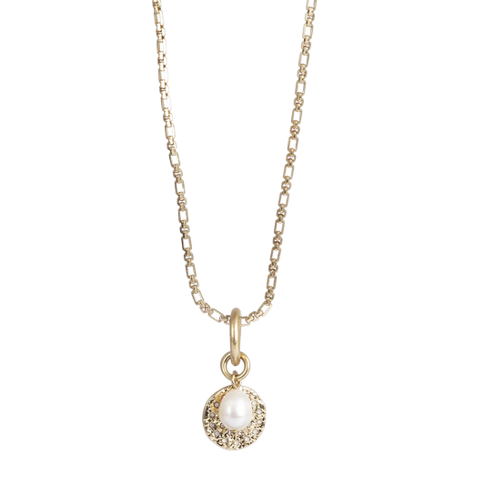 Solstice Bunch Pearl Necklace