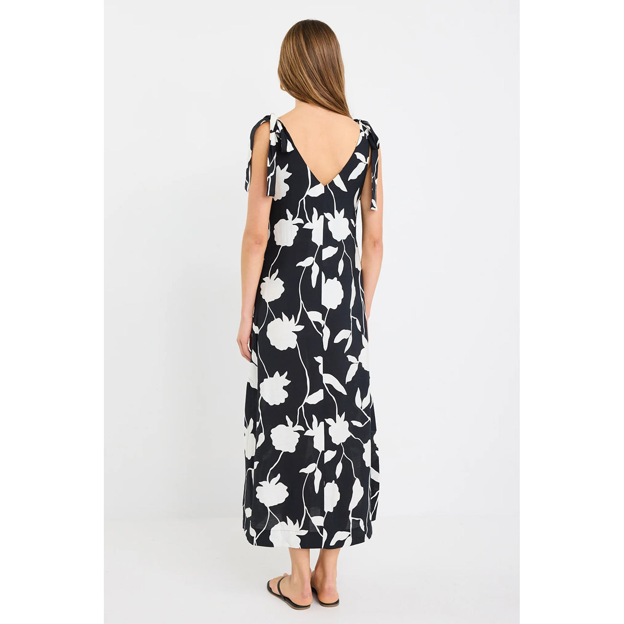 Spontaneous B&W Floral Tie Shoulder Relaxed Midi Dress