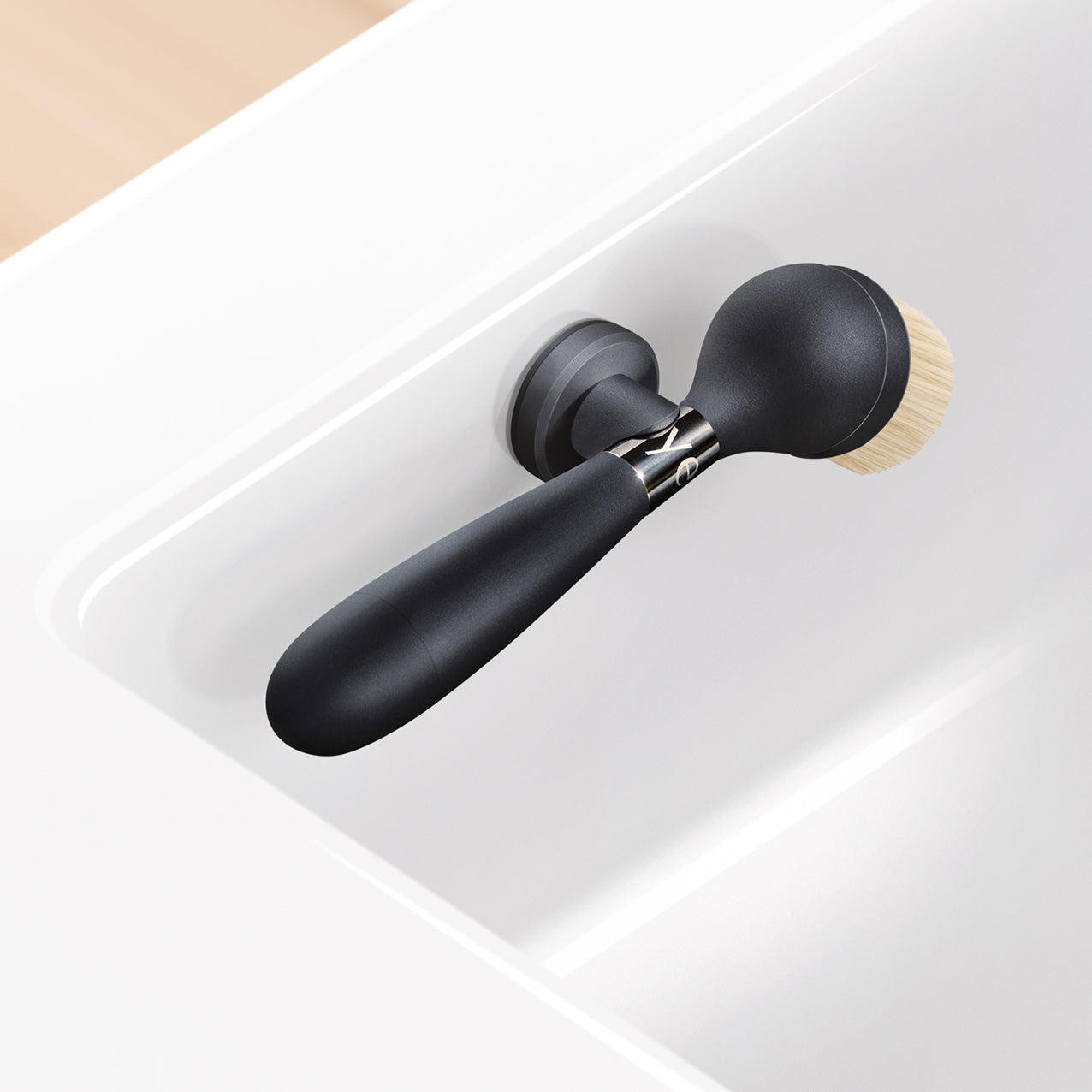 Yeseco V2 Brush Black Suction Stand
