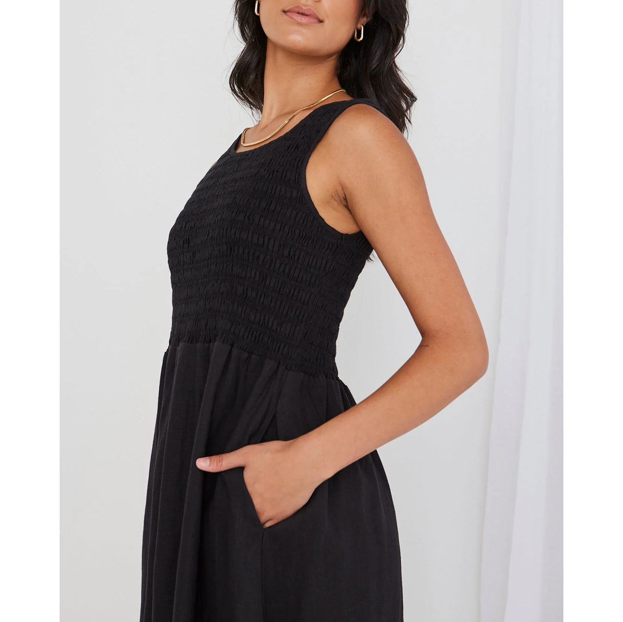 Bryar Black Linen Sleeveless Empire Midi Dress