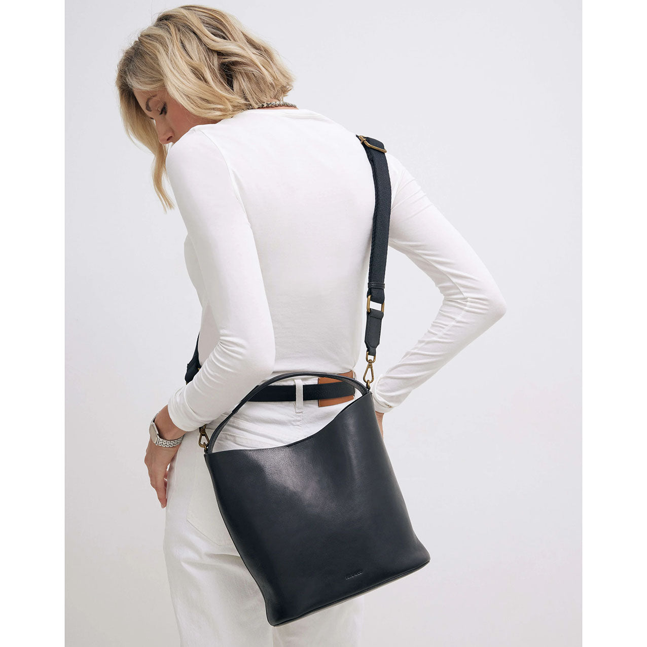 Carmen Bucket Bag Black