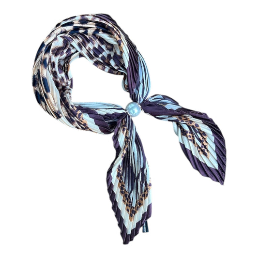 Pleated Pearl Fasten Neck Tie Desert Cheetah