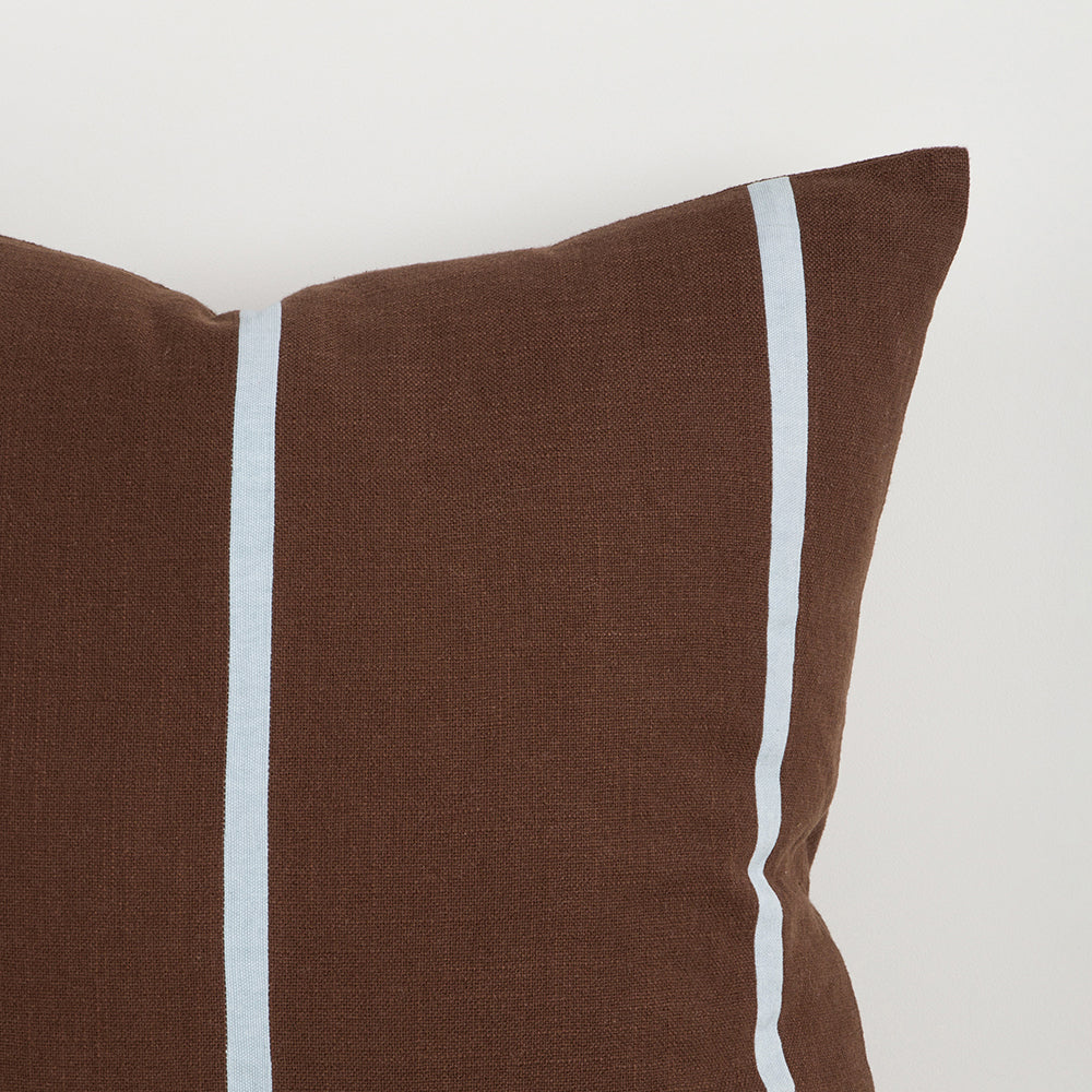 Otis Cushion Chocolate/Sk
