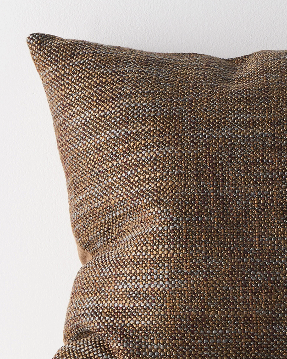 Castel Cushion Auburn