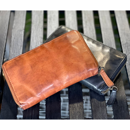 Lark Wallet Cognac and Black - Oran leather